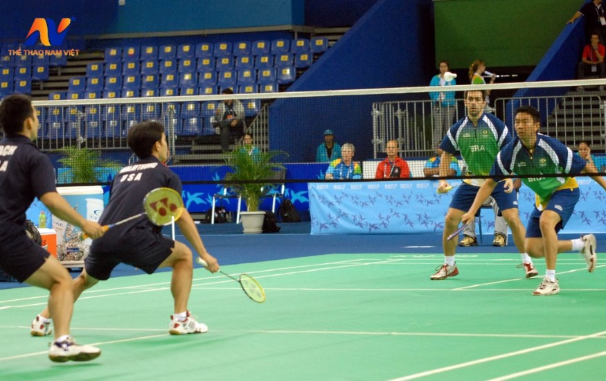 Chiến Lược 3: Chuyên Môn Hóa Theo Giải Đấu